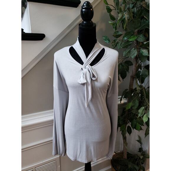 DG2 Diane Gilman Blouse XL Light Gray Tie Neck Long Sleeve Keyhole Front Top - Picture 1 of 13